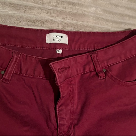 Crown & Ivy Burgundy Women Jeans - Picture 2 of 5